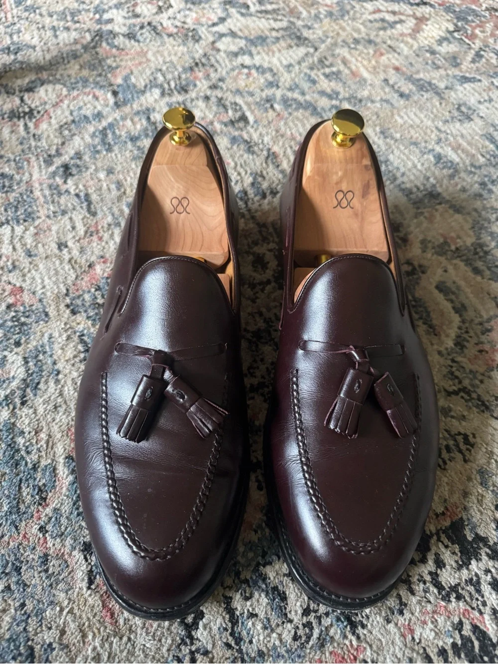 Men's Tassel Derby Loafers in Deep Burgundy Brown Leather with Shoe Horns